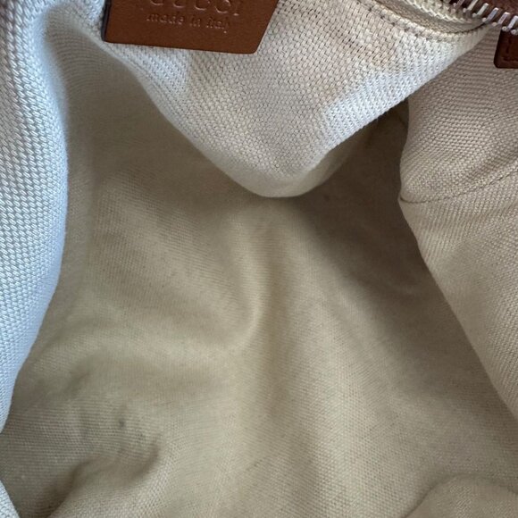 Great GG Canvas Messenger Bag! - Picture 7 of 7